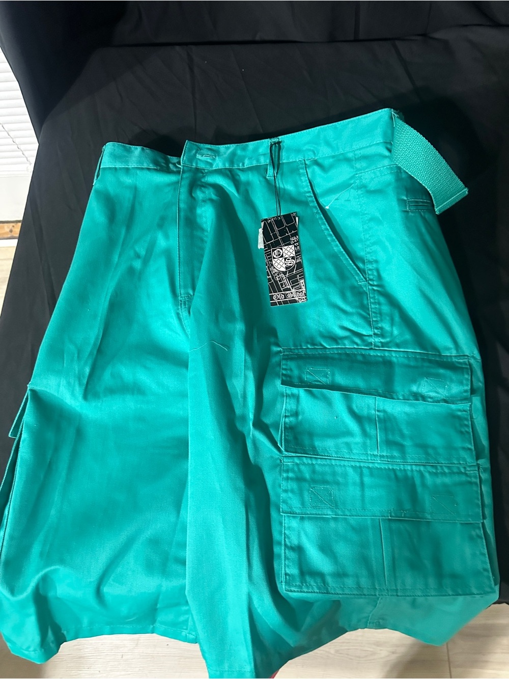 Men's Teal Cargo Shorts with Utility Pockets-old skool with tags-size 36-#627